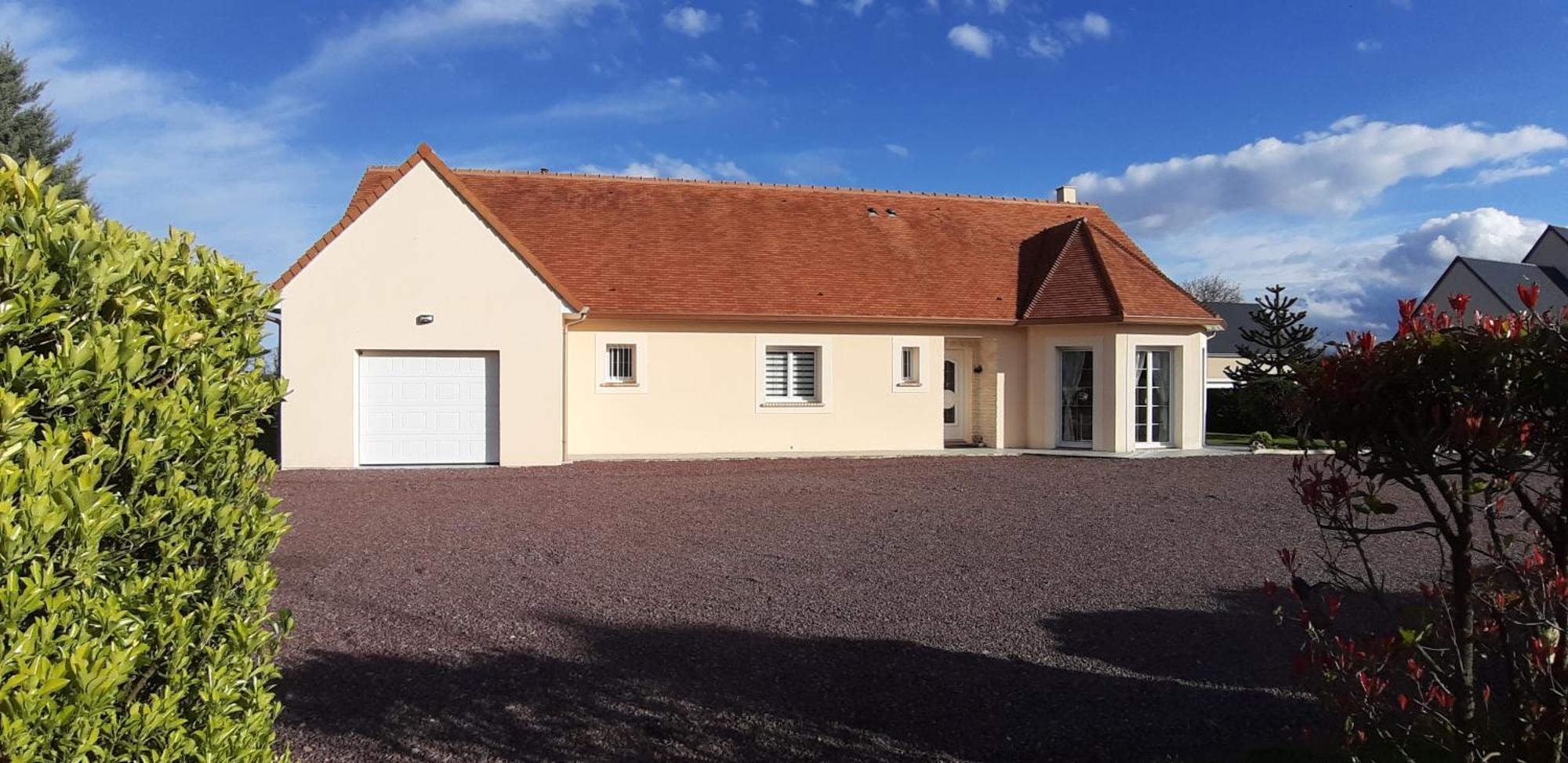 Gite "Au P'Tit Tourois" De Plain-Pied Tout Confort Avec Veranda Proche D'Omaha Beach Et De Bayeux Accueillant Les Animaux Exterior foto