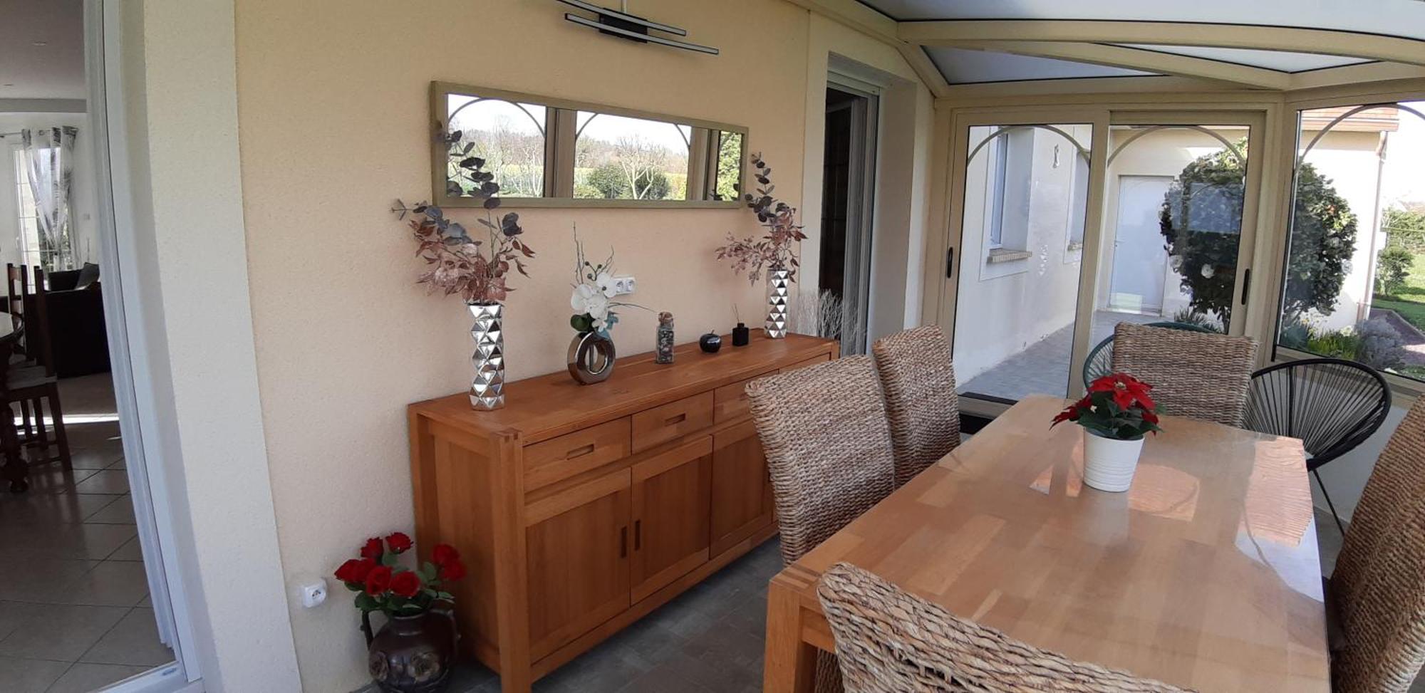 Gite "Au P'Tit Tourois" De Plain-Pied Tout Confort Avec Veranda Proche D'Omaha Beach Et De Bayeux Accueillant Les Animaux Exterior foto