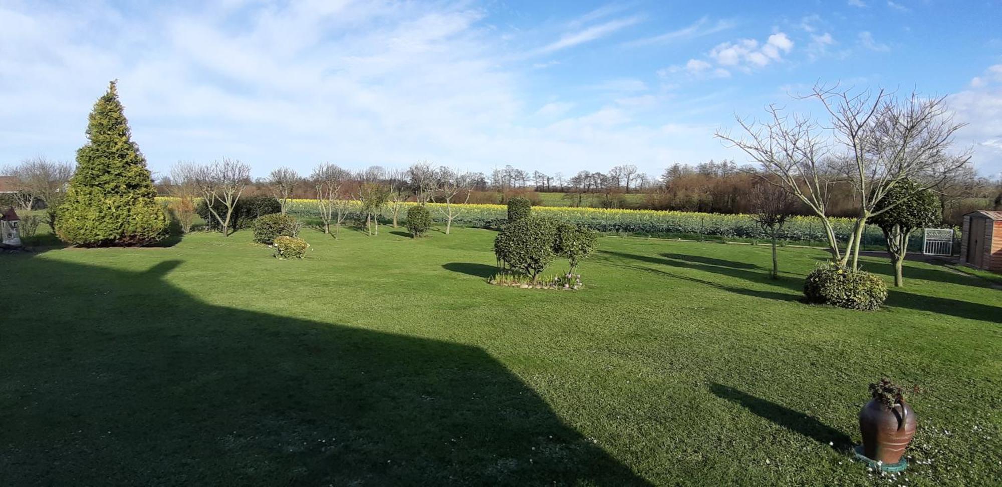 Gite "Au P'Tit Tourois" De Plain-Pied Tout Confort Avec Veranda Proche D'Omaha Beach Et De Bayeux Accueillant Les Animaux Exterior foto